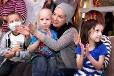 Благотворительность: люди, с которых нужно брать пример