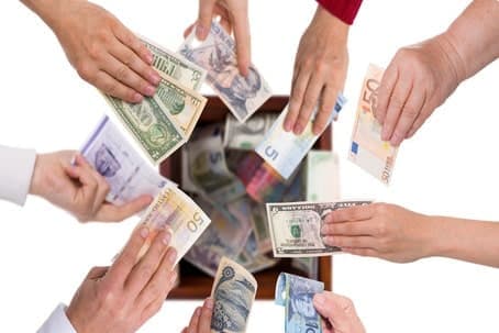 Самые влиятельные женщины 2020 года, которые вкладывали деньги в благотворительность