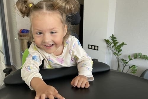 Аржаная Лера прошла курс реабилитации в Kidsrehab